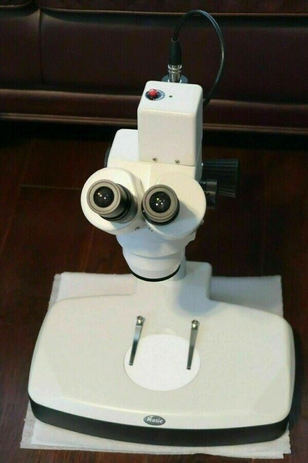 Motic DM143 Digital Stereo Microscope (10-40x) with Incident & Transmitted Light