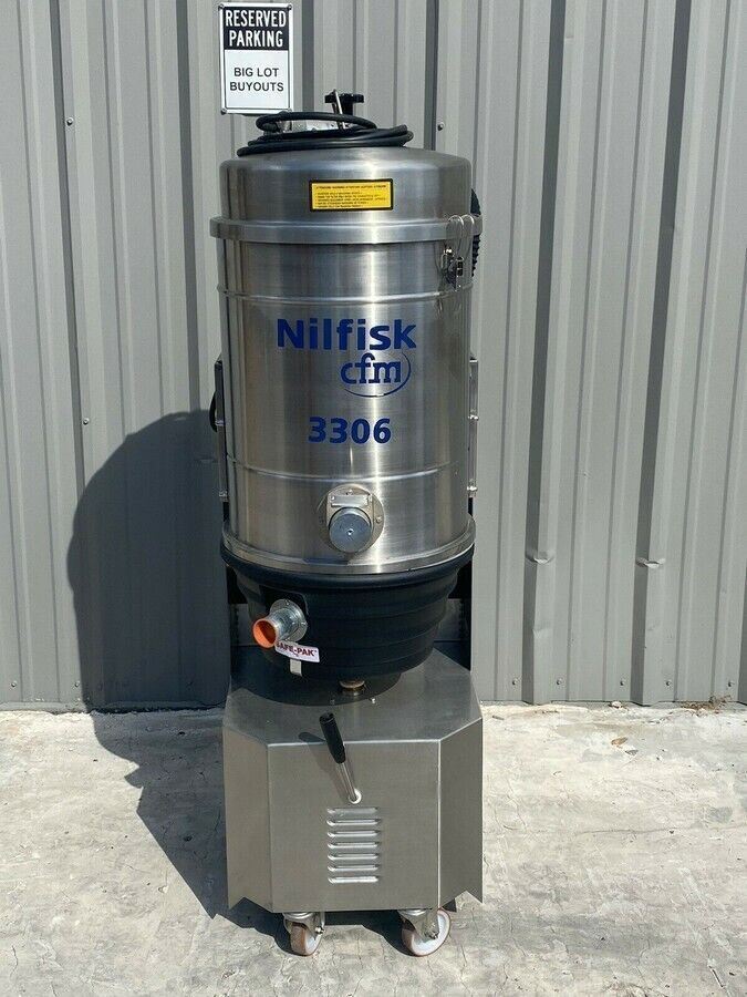 Nilfisk CFM 3306 Stainless Steel Industrial Dry Vacuum, 12.6 Gallon / 48L (208V)