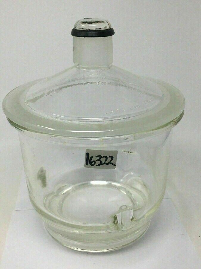 Pyrex 210mm I.D. Laboratory Glass Desiccator with Lid