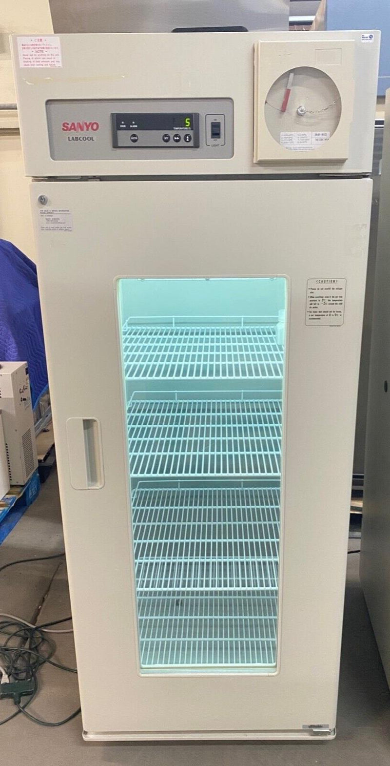 Sanyo MPR-721 Biomedical / Pharmaceutical Lab Refrigerator with Glass Door