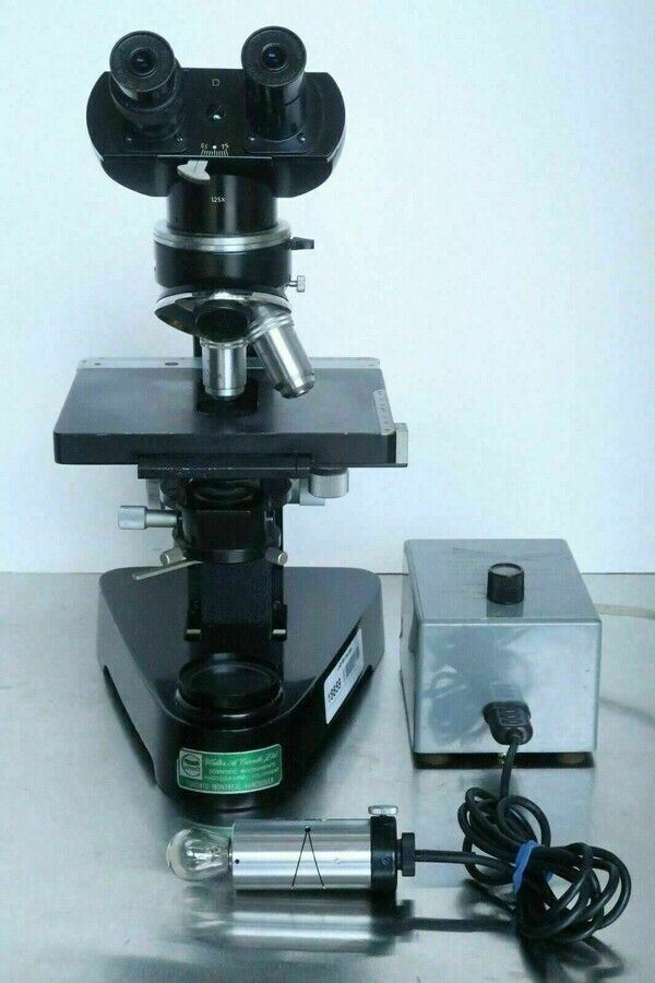 Leitz Wetzler Laborlux Binocular Microscope + 10X, 40X Objectives & Light Source