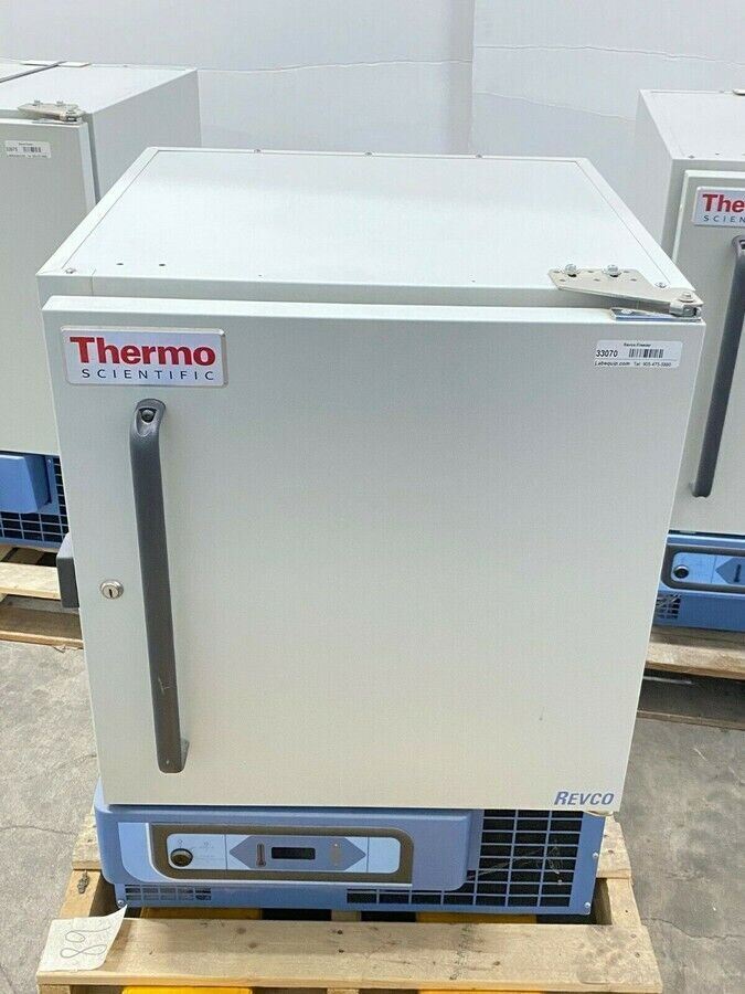 NEW Thermo Scientific ULT430V20 High Performance Freezer, Auto Defrost 230V/50Hz