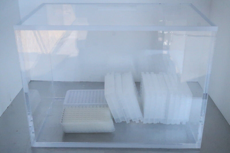 22 Pcs Plastic Polystyrene MicroWell Microplate 96-Wells + Acrylic case