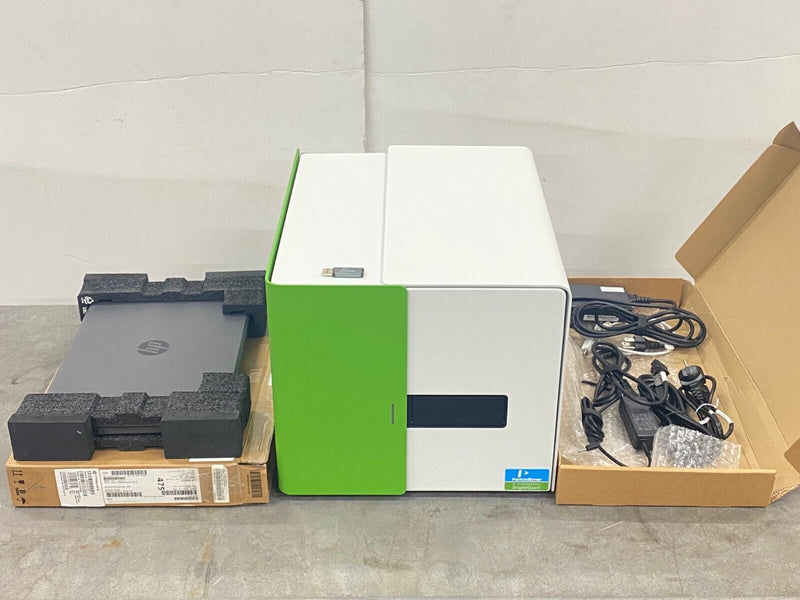 New PerkinElmer DropletQuant UV-Vis Spectrophotometer with Computer & USB Key